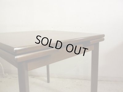 画像5: 深い木味のエクステンションダイニングテーブル 