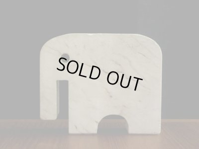 画像2: イタリア Flli Mannelli社 大理石トラヴァーチンの動物 ゾウ