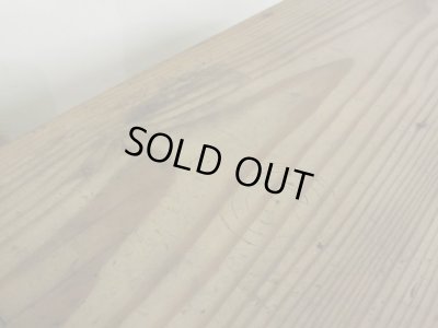 画像10: アンティーク 乾いた木味の素朴な収納棚