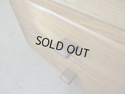 画像12: アンティーク 革ツマミのナラ材3杯小引出し