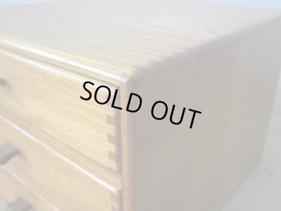 画像7: アンティーク 革ツマミのナラ材3杯小引出し