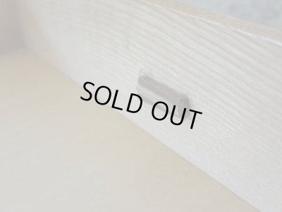 画像13: アンティーク 革ツマミのナラ材3杯小引出し