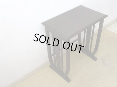 画像3: アンティーク 古い洋館 桜材のサイドテーブル