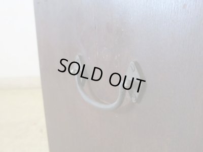 画像15: アンティーク ナラ無垢材 引出し付の飾り棚 収納棚