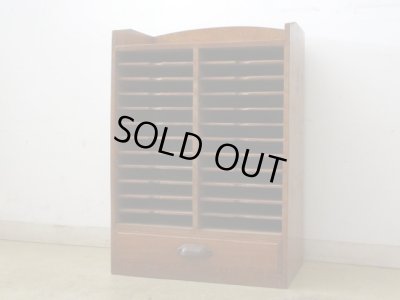 画像3: アンティーク 引出し付 木製書類棚 カルテケース