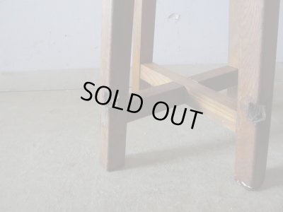 画像9: アンティーク ナラ材のスツール 丸椅子 (1)