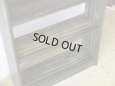 画像7: アンティーク シックな色味のラワン無垢材本棚 