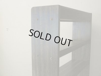 画像6: アンティーク シックな色味のラワン無垢材本棚 