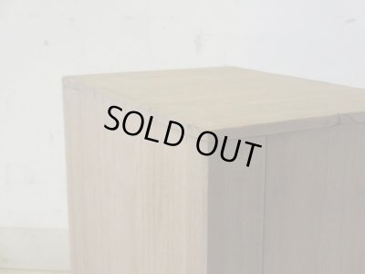 画像6: アンティーク 乾いた木肌の4杯小引出し