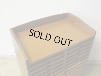 画像5: アンティーク 引出し付 木製書類棚 カルテケース