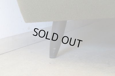 画像11: ヴィンテージ グリーンの三人掛けソファ 3P