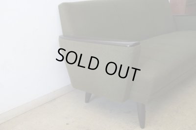 画像7: ヴィンテージ グリーンの三人掛けソファ 3P