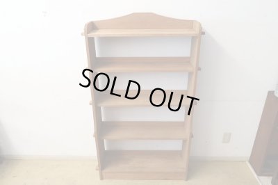 画像4: アンティーク 明るい木味の楔式本棚