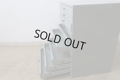 画像6: ヴィンテージ スチール製書類棚 A4小引出し
