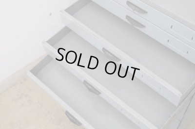 画像7: ヴィンテージ スチール製書類棚 A4小引出し