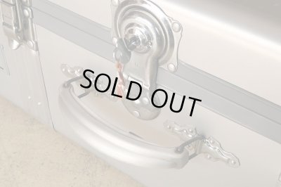 画像11: ヴィンテージ 大型 アルミトランク 鍵付き "BANKOKU"