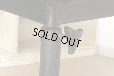 画像13: オールドマルニ 孔雀マーク メタルフレームのデスクチェア