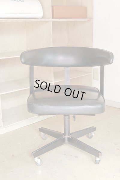 画像4: オールドマルニ 孔雀マーク メタルフレームのデスクチェア