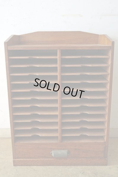 画像6: アンティーク 　木味良い 引き出し付きカルテケース 書類棚