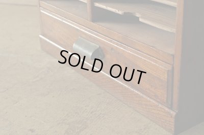 画像10: アンティーク 　木味良い 引き出し付きカルテケース 書類棚