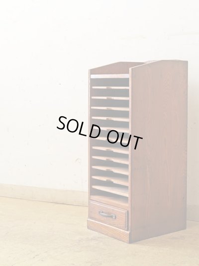 画像3: アンティーク 木味良い 引き出し付きカルテケース 書類棚 (3)