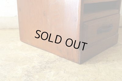 画像12: アンティーク 木味良い 引き出し付きカルテケース 書類棚 (3)