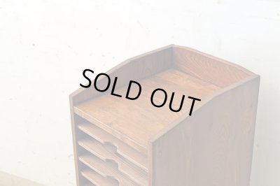 画像7: アンティーク 木味良い 引き出し付きカルテケース 書類棚 (3)