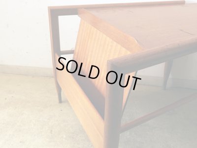 画像5: ヴィンテージ BrownSaltman社製 マガジンラック付きテーブル wedge table