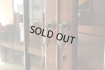 画像10: アンティーク 　桜材のガラス本箱 キャビネット