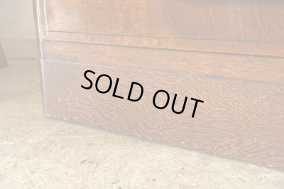 画像12: ビンテージ 昭和レトロなモールガラスの本箱 キャビネット