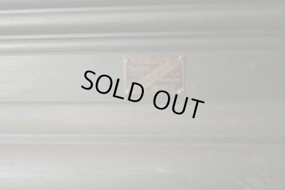 画像17: アンティーク 黒く塗られた スライド扉のガラス本箱