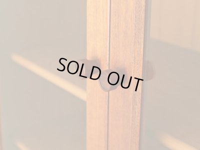 画像13: ヴィンテージ チーク材 キャビネット 　食器棚 北欧デザイン