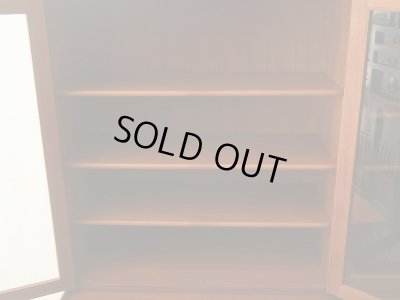 画像10: ヴィンテージ チーク材 キャビネット 　食器棚 北欧デザイン