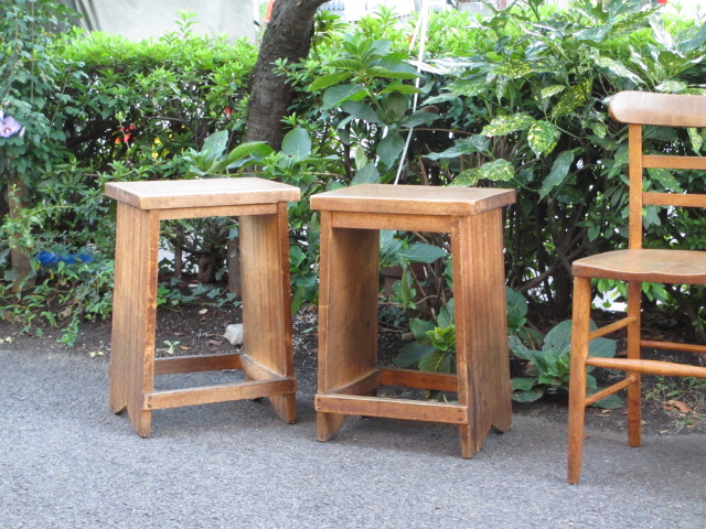 レトロな木製スツール 椅子 サイドテーブル 花台