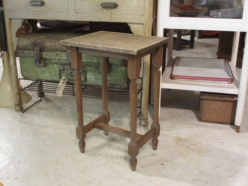 レトロ 古い木製サイドテーブル 花台 - トランジットライフ