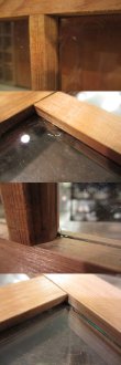 画像4: 昭和レトロ 横長の特大ガラス棚 食器棚 水屋箪笥 ゆらゆらガラス