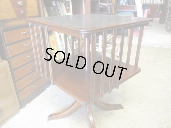 画像3: イギリス製 ヴィンテージ回転式ブックケース 本棚