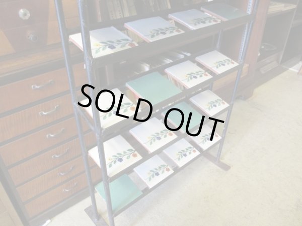 画像3: アイアンとタイルのシェルフ