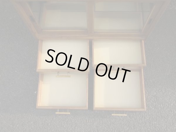 画像9: 昭和レトロ ガラス戸棚 飾り棚