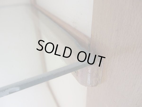 画像17: 昭和レトロ ガラス戸棚 飾り棚