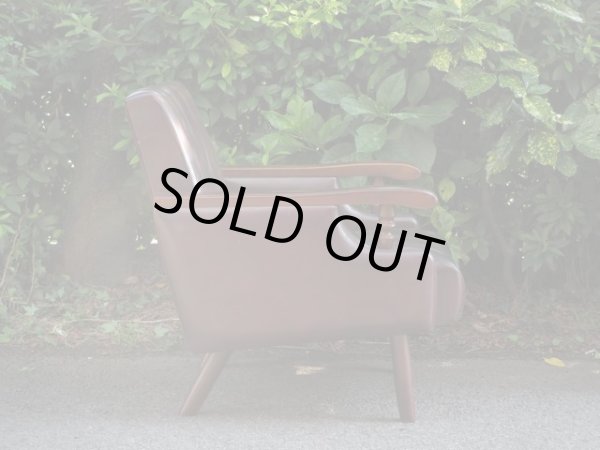 画像4: レトロな一人掛けソファ 茶 (1)