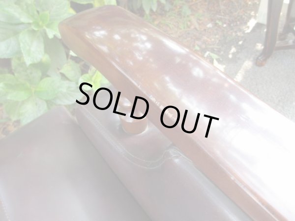 画像10: レトロな一人掛けソファ 茶 (1)