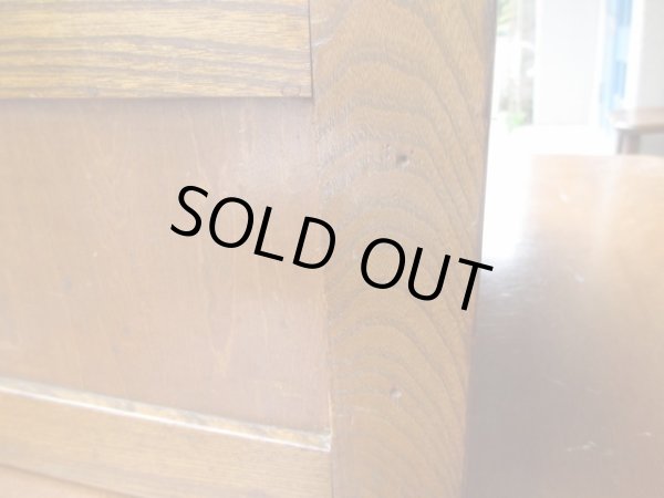 画像15: 木味良い引出し付の本棚