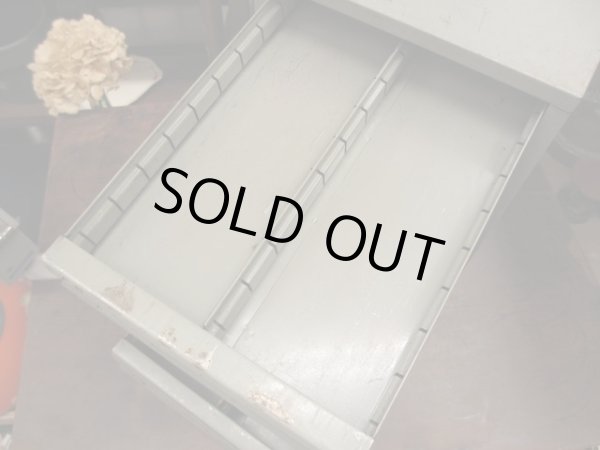 画像10: 古いメタル製 6杯小引出し ドロワー