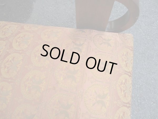 画像8: オリエンタル柄の一人掛けソファ 桜材 (3)