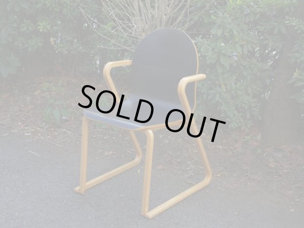 画像2: コクヨ 木製スタッキングチェア 椅子