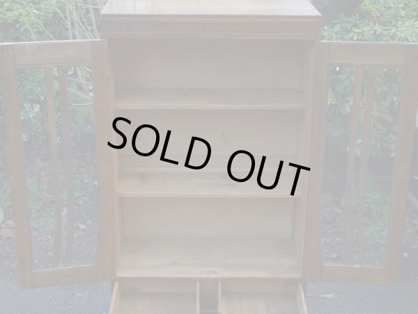 画像11: アンティーク ガラス戸の本箱 キャビネット 収納棚