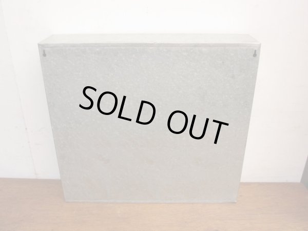 画像12: 古いブリキのマス目棚 スパイスラック