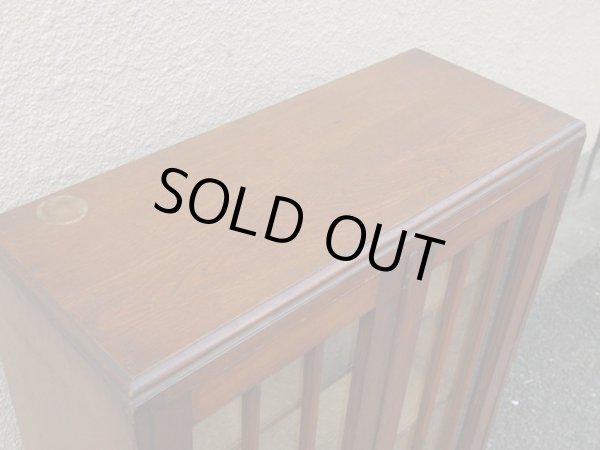 画像6: アンティーク 縦格子ガラス戸の本箱 収納棚