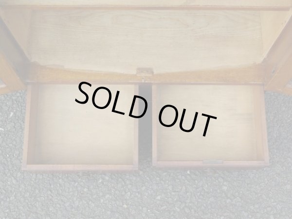 画像13: アンティーク 縦格子ガラス戸の本箱 収納棚